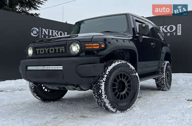 Ціни Toyota FJ Cruiser Бензин