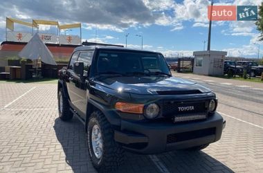 Цены Toyota FJ Cruiser Бензин