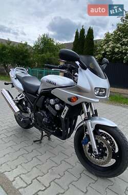 Ціни Yamaha FZS 600 Fazer Бензин