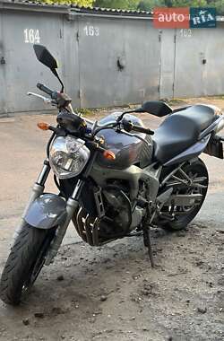 Ціни Yamaha FZS 600 Fazer Бензин