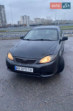 Цены Daewoo Gentra Бензин