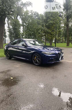 Ціни Alfa Romeo Giulia Бензин