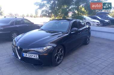 Ціни Alfa Romeo Giulia Бензин