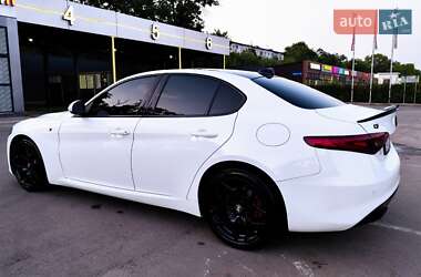 Ціни Alfa Romeo Giulia Бензин