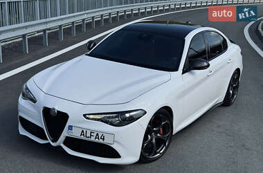 Ціни Alfa Romeo Giulia Бензин