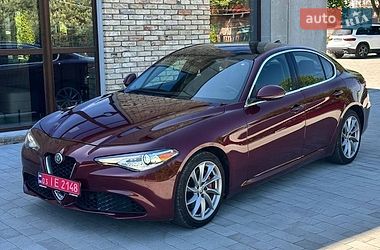 Цены Alfa Romeo Giulia Бензин