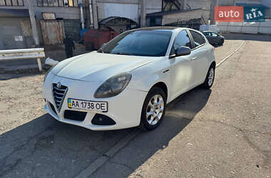 Ціни Alfa Romeo Giulietta Бензин