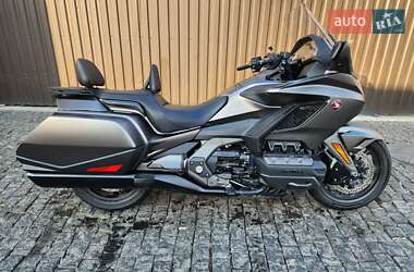 Ціни Honda GL 1800 Gold Wing Бензин