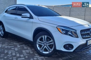 Ціни Mercedes-Benz GLA-Class Бензин