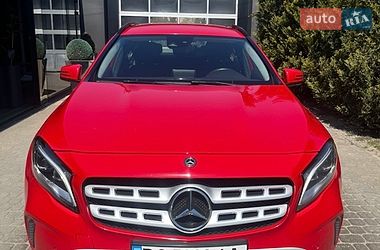 Ціни Mercedes-Benz GLA-Class Бензин