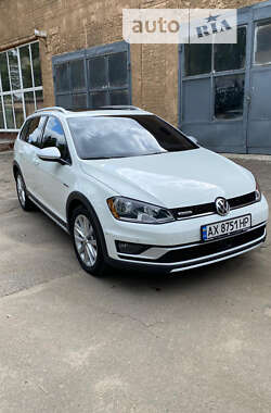 Цены Volkswagen Golf Alltrack Бензин