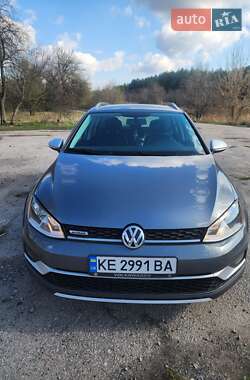 Цены Volkswagen Golf Alltrack Бензин