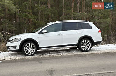 Цены Volkswagen Golf Alltrack Бензин