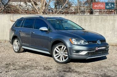 Цены Volkswagen Golf Alltrack Бензин