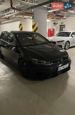 Ціни Volkswagen Golf R Бензин