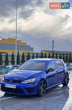 Ціни Volkswagen Golf R Бензин