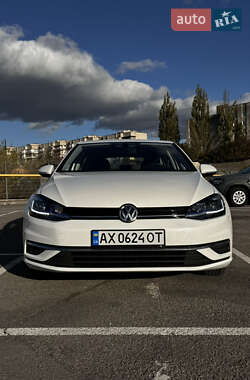 Ціни Volkswagen Golf Бензин