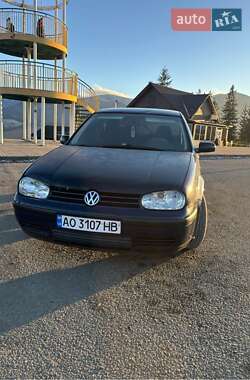 Ціни Volkswagen Golf Бензин