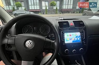 Ціни Volkswagen Golf Бензин
