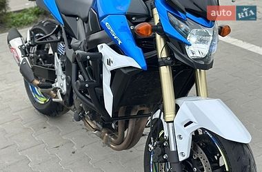 Цены Suzuki GSR 750 Бензин