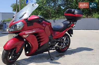Ціни Kawasaki GTR 1400 Бензин