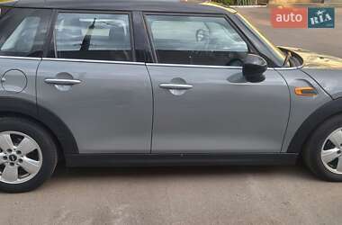 Цены MINI Hatch Бензин