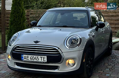 Ціни MINI Hatch Бензин