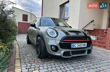 Ціни MINI Hatch Бензин