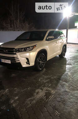 Ціни Toyota Highlander Бензин