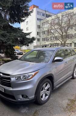 Ціни Toyota Highlander Бензин