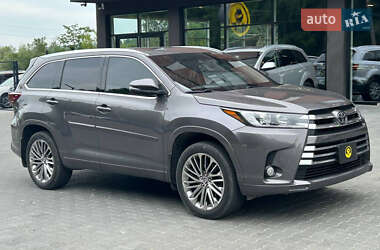 Ціни Toyota Highlander Бензин