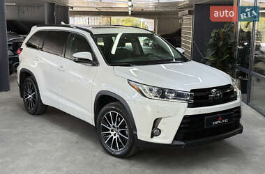 Ціни Toyota Highlander Бензин