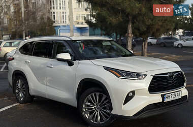 Ціни Toyota Highlander Бензин