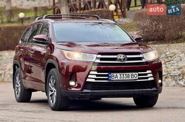 Ціни Toyota Highlander Бензин