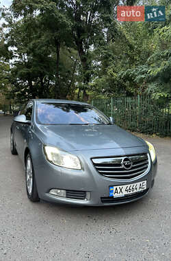 Ціни Opel Insignia Бензин