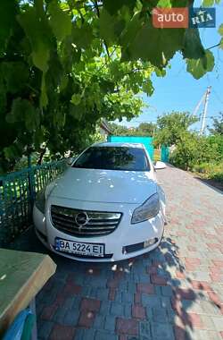 Ціни Opel Insignia Бензин