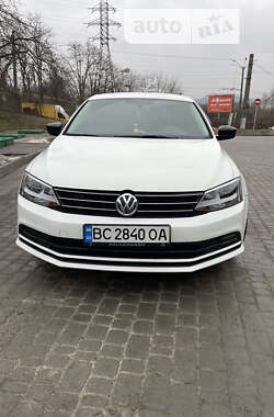 Ціни Volkswagen Jetta Бензин