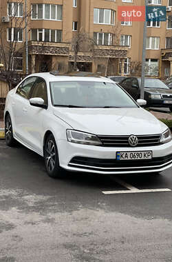 Ціни Volkswagen Jetta Бензин