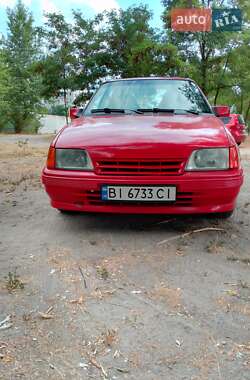 Ціни Opel Kadett Бензин