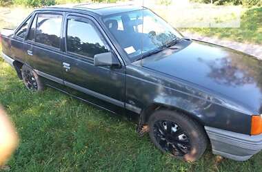 Ціни Opel Kadett Бензин