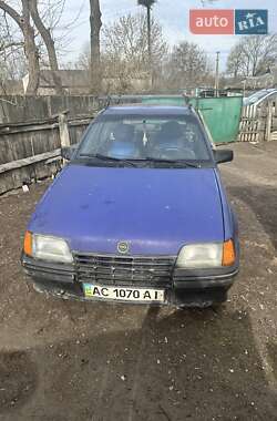 Ціни Opel Kadett Бензин