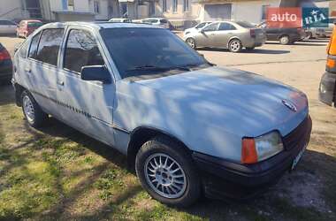 Ціни Opel Kadett Бензин