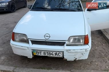 Цены Opel Kadett Бензин