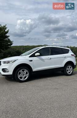 Цены Ford Kuga Бензин
