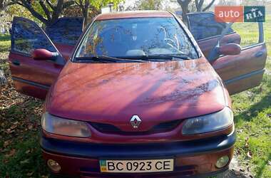 Ціни Renault Laguna Бензин