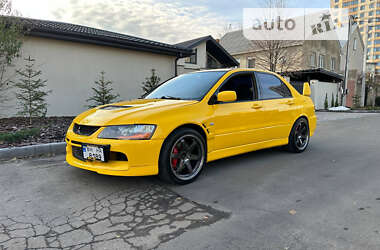 Ціни Mitsubishi Lancer Evolution Бензин