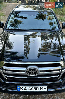 Ціни Toyota Land Cruiser Бензин