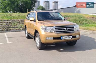 Ціни Toyota Land Cruiser Бензин