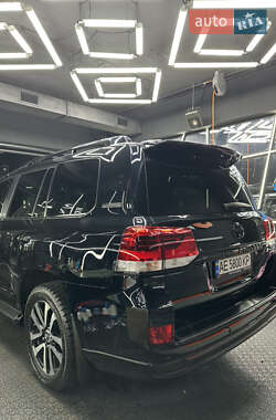 Цены Toyota Land Cruiser Бензин