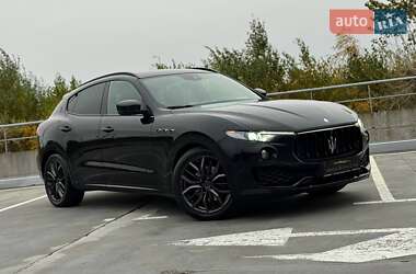Цены Maserati Levante Бензин